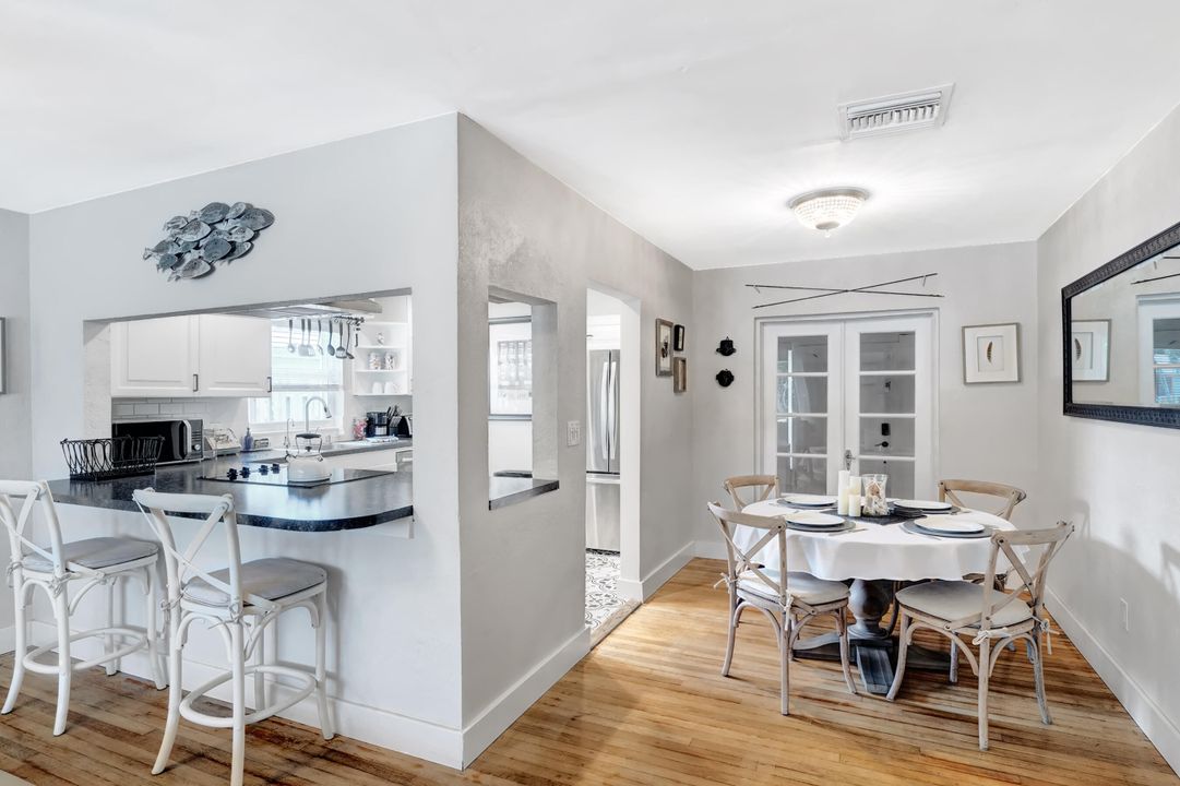 En Venta: $1,500,000 (3 camas, 2 baños, 1622 Pies cuadrados)