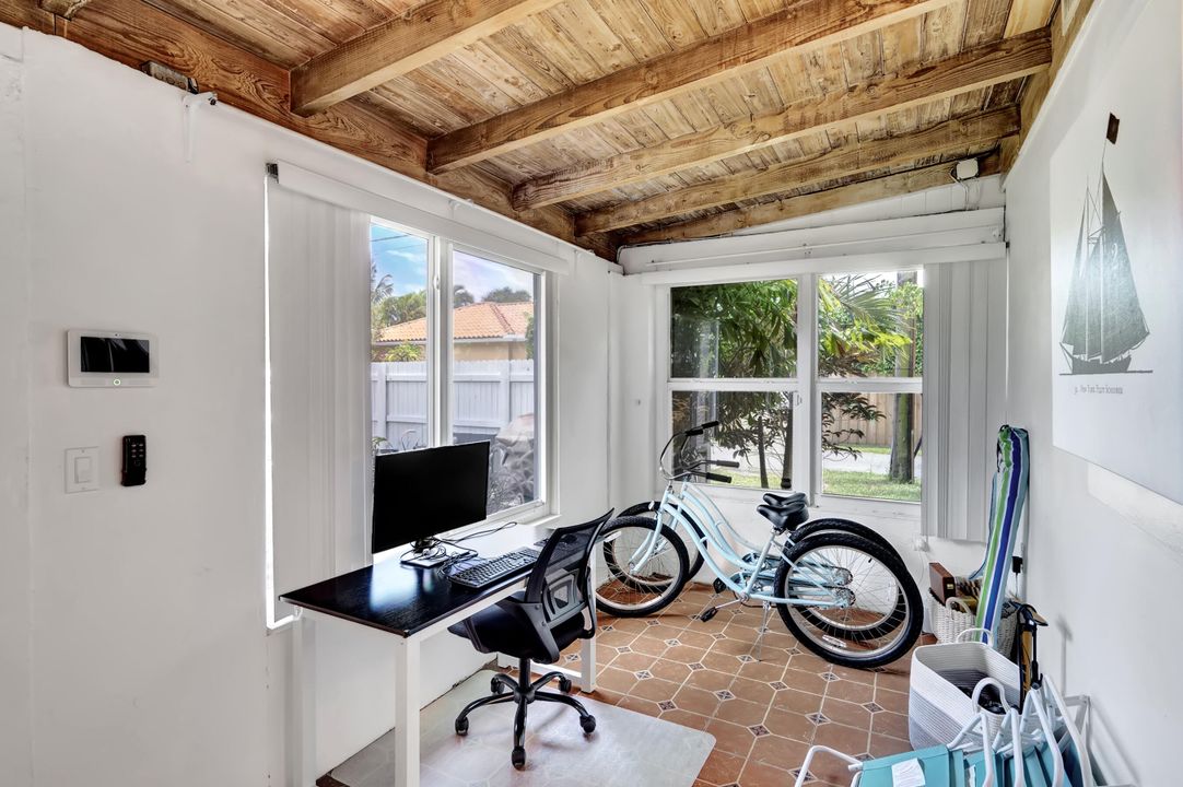 En Venta: $1,500,000 (3 camas, 2 baños, 1622 Pies cuadrados)