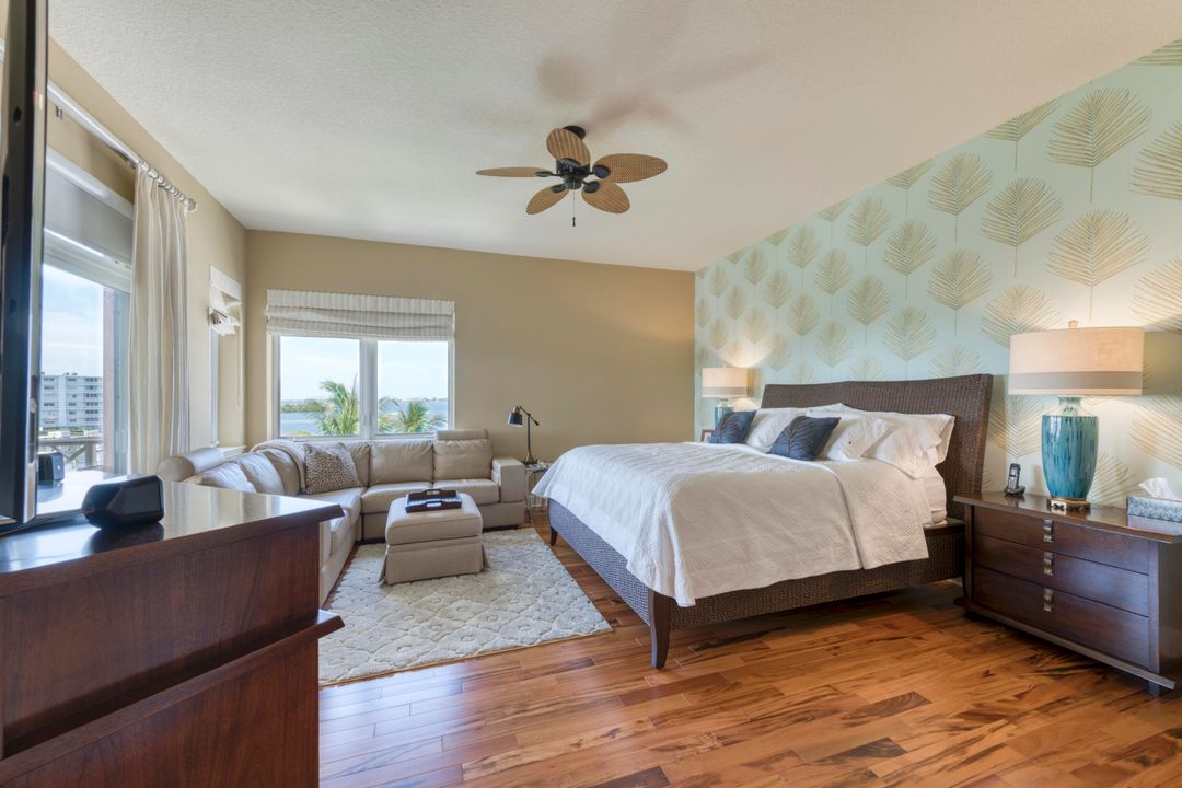 For Sale: $1,610,000 (3 beds, 3 baths, 2242 Square Feet)