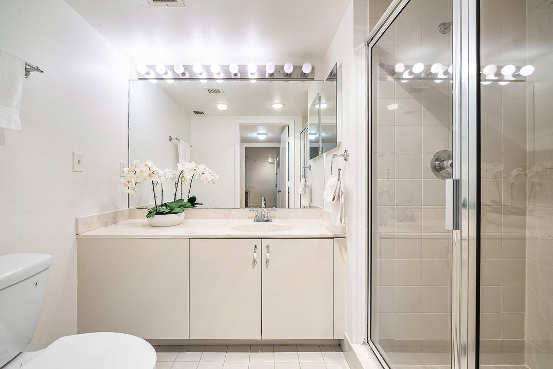 На продажу: $950,000 (2 спален, 2 ванн, 1630 Квадратных фут)