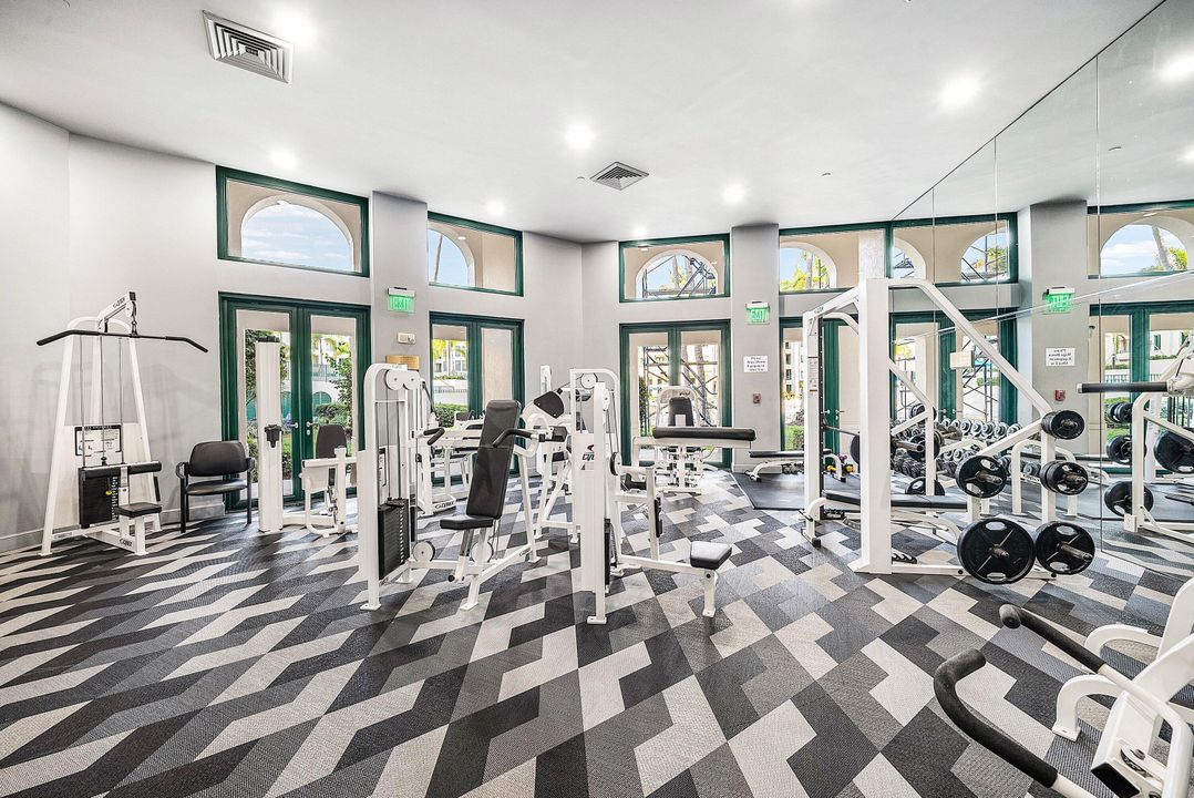 На продажу: $950,000 (2 спален, 2 ванн, 1630 Квадратных фут)