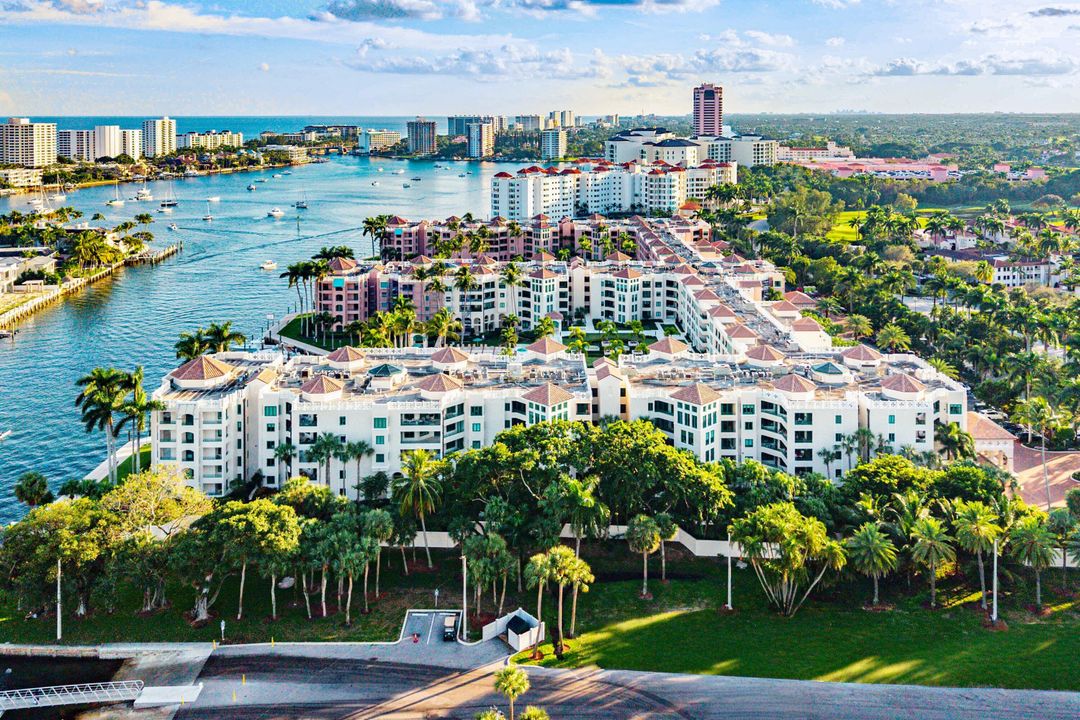 На продажу: $950,000 (2 спален, 2 ванн, 1630 Квадратных фут)