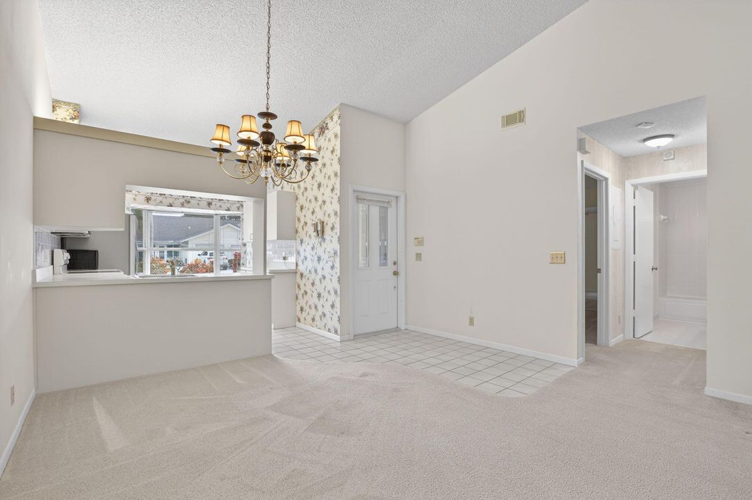 En Venta: $252,000 (2 camas, 2 baños, 1299 Pies cuadrados)