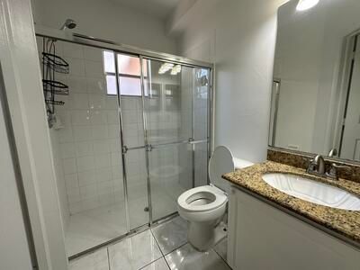 В аренду: $3,550 (4 спален, 3 ванн, 1561 Квадратных фут)