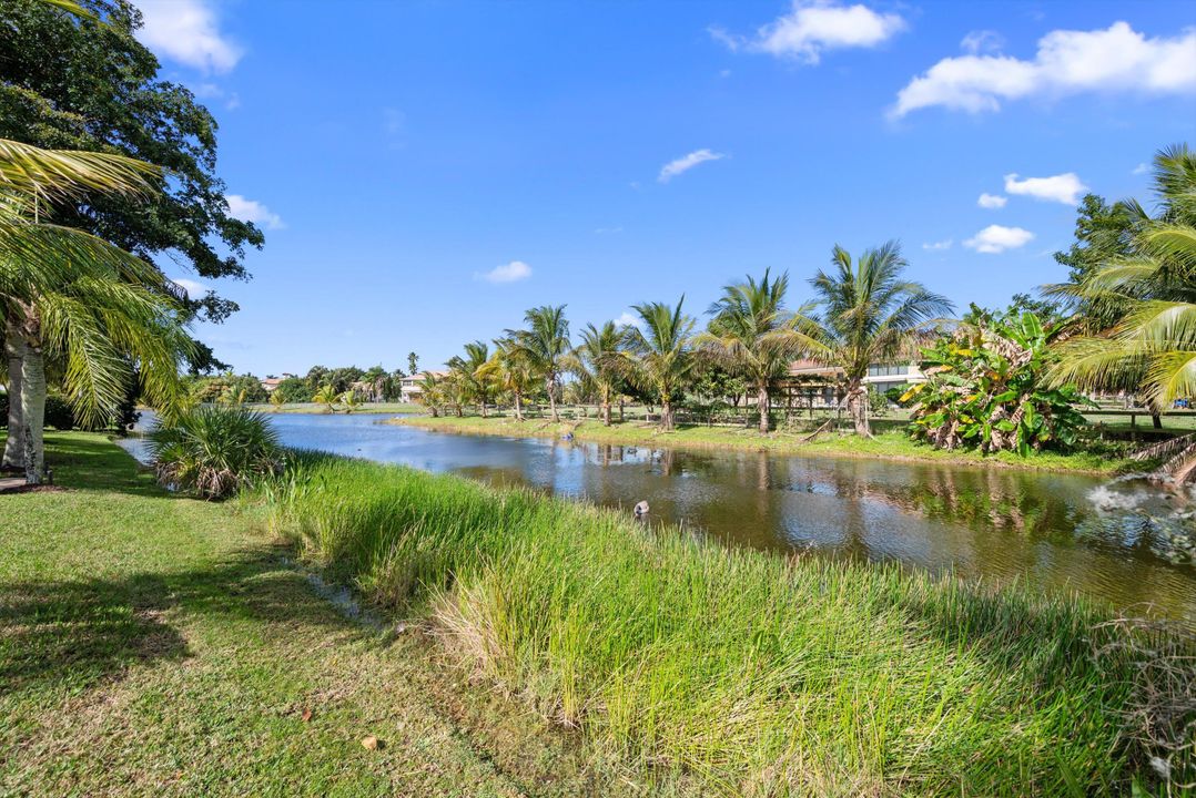 На продажу: $2,295,000 (5 спален, 5 ванн, 3582 Квадратных фут)