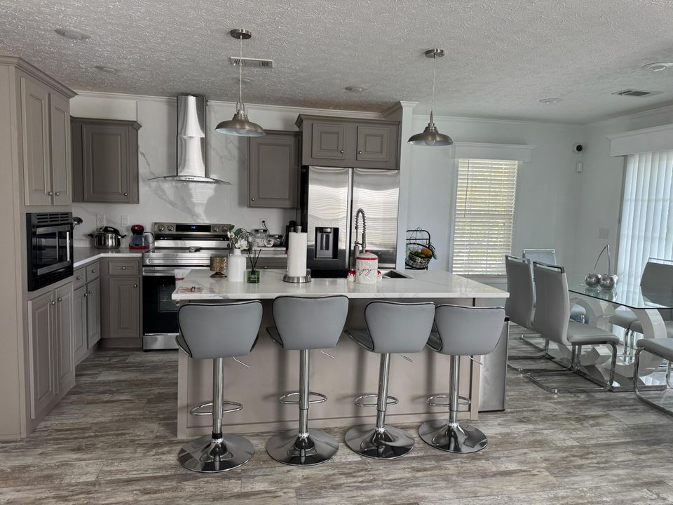 For Sale: $150,000 (4 beds, 2 baths, 1310 Square Feet)