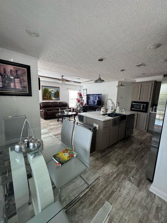 For Sale: $150,000 (4 beds, 2 baths, 1310 Square Feet)