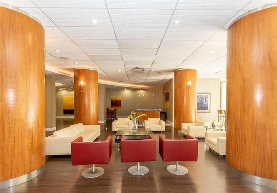 出租: $3,400 (2 贝兹, 2 浴室, 1212 平方英尺)