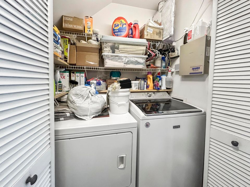 En Venta: $330,000 (3 camas, 2 baños, 1496 Pies cuadrados)