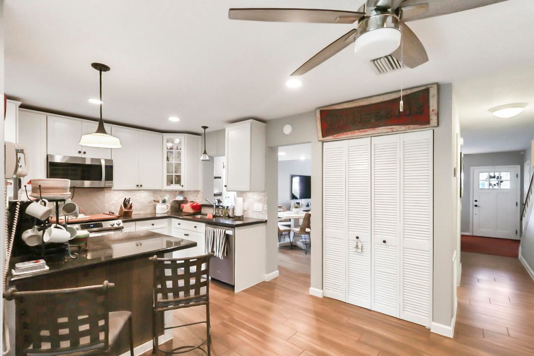 En Venta: $330,000 (3 camas, 2 baños, 1496 Pies cuadrados)