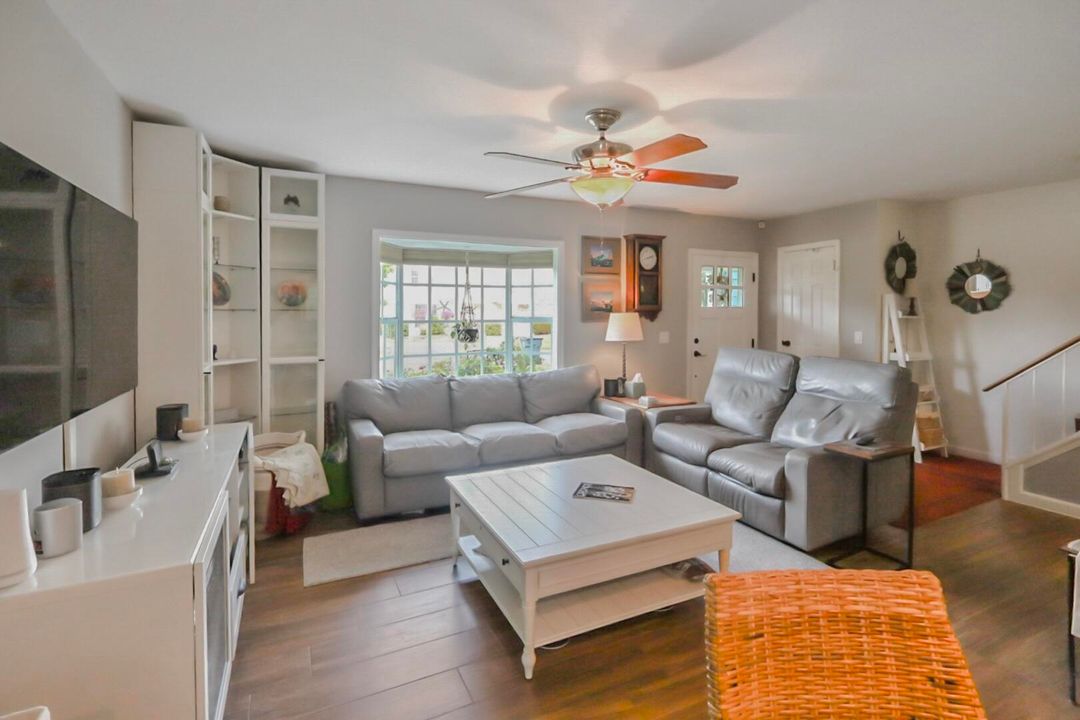 En Venta: $330,000 (3 camas, 2 baños, 1496 Pies cuadrados)