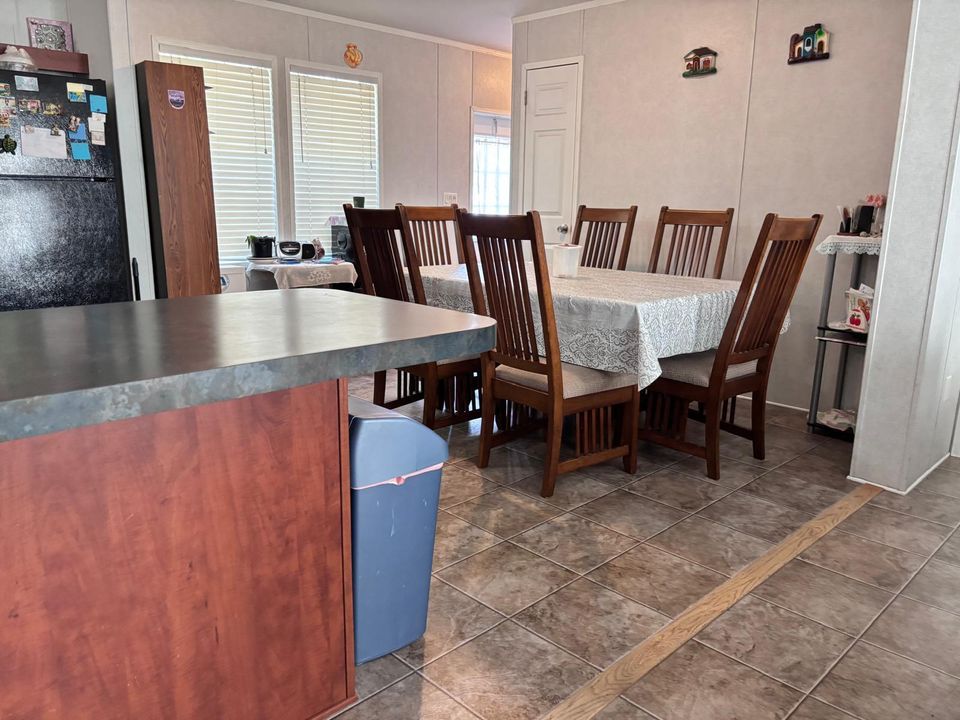 For Sale: $90,000 (2 beds, 2 baths, 1200 Square Feet)