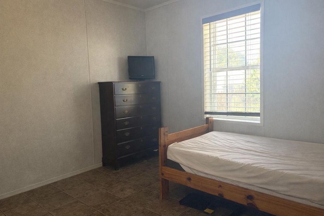 For Sale: $90,000 (2 beds, 2 baths, 1200 Square Feet)
