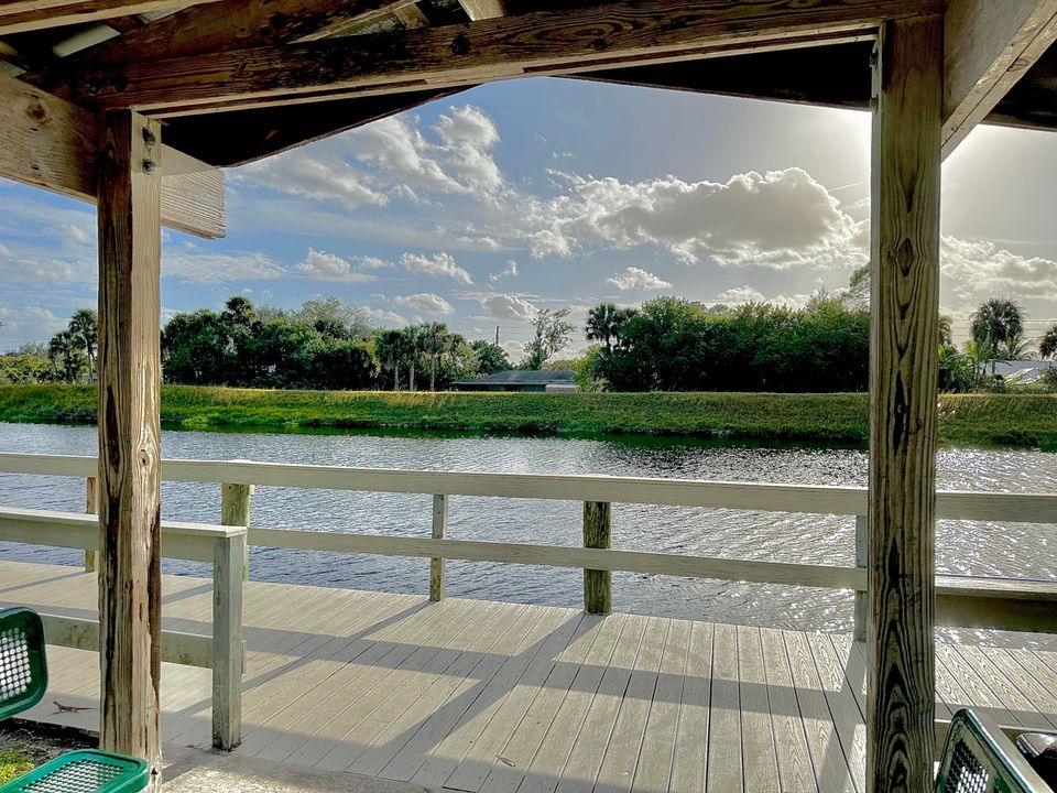 待售: $319,900 (2 贝兹, 2 浴室, 1588 平方英尺)