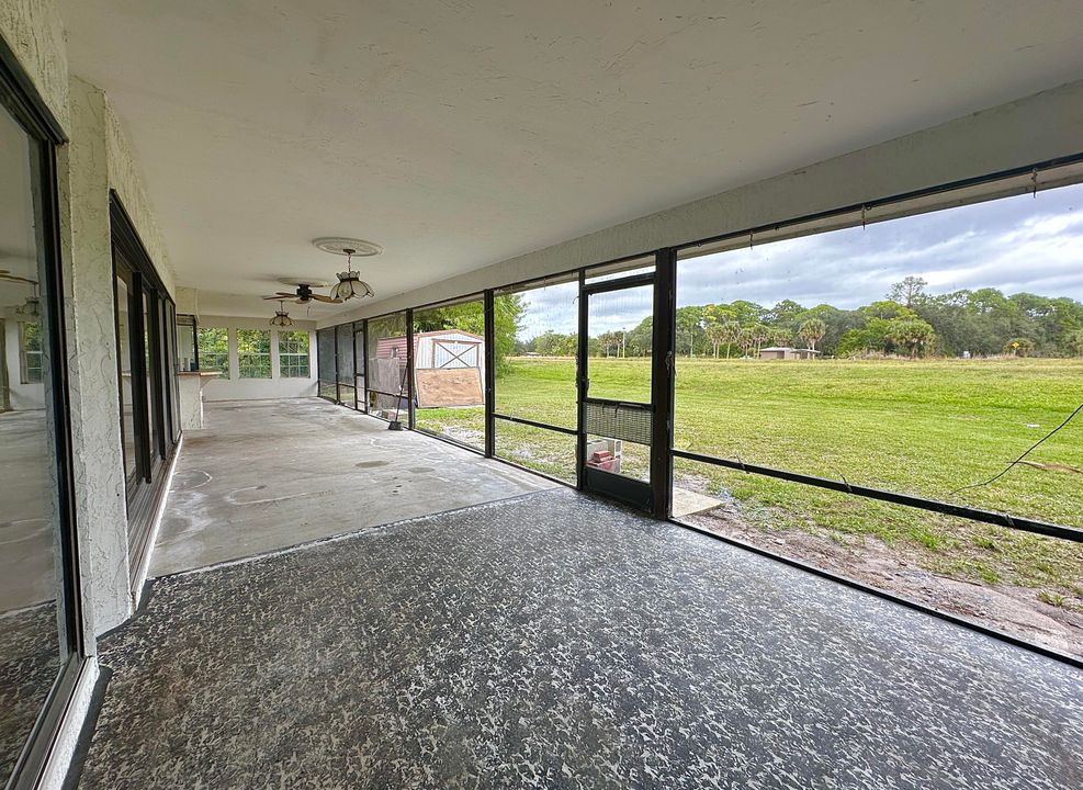 待售: $319,900 (2 贝兹, 2 浴室, 1588 平方英尺)