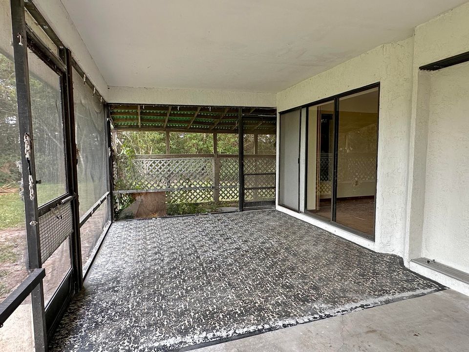 待售: $319,900 (2 贝兹, 2 浴室, 1588 平方英尺)