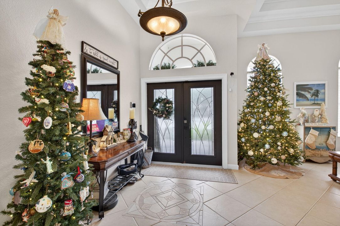 For Sale: $1,450,000 (6 beds, 4 baths, 3684 Square Feet)