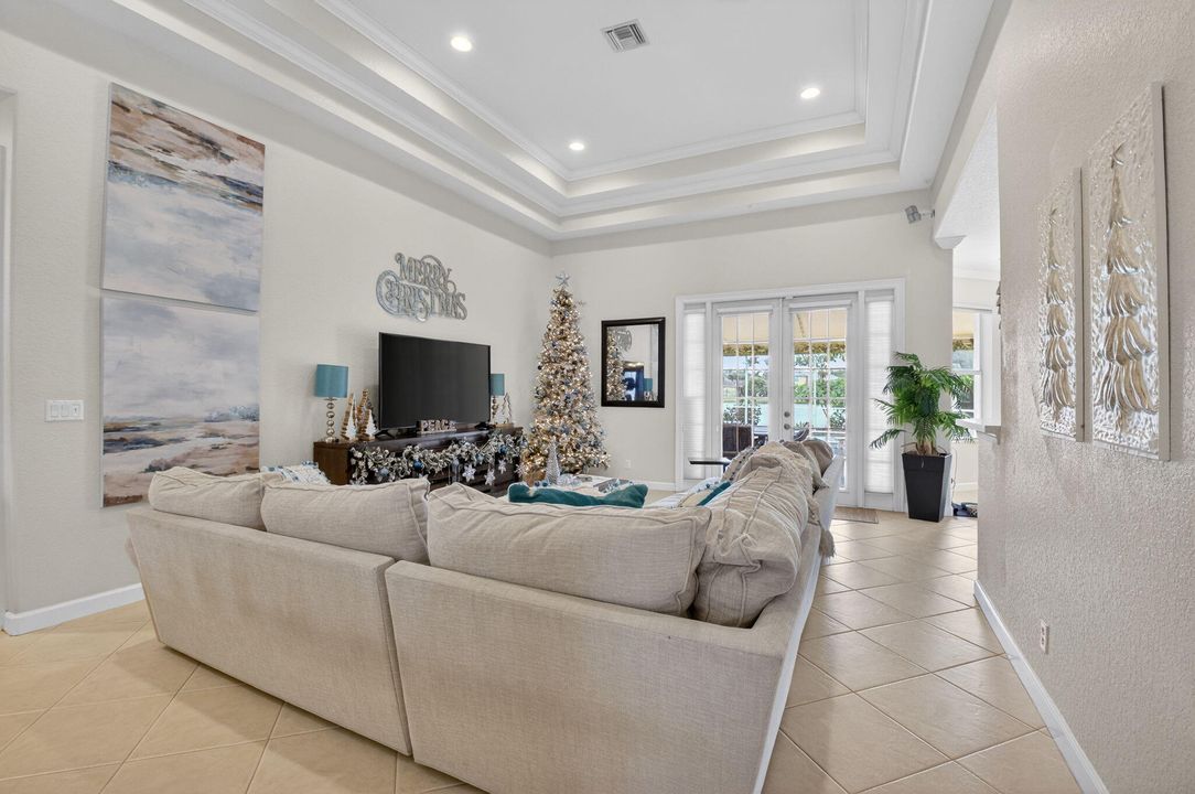 For Sale: $1,450,000 (6 beds, 4 baths, 3684 Square Feet)