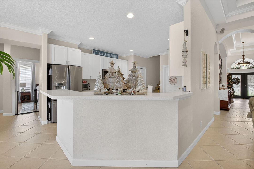 For Sale: $1,450,000 (6 beds, 4 baths, 3684 Square Feet)