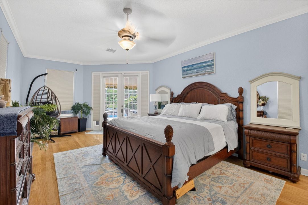 For Sale: $1,450,000 (6 beds, 4 baths, 3684 Square Feet)