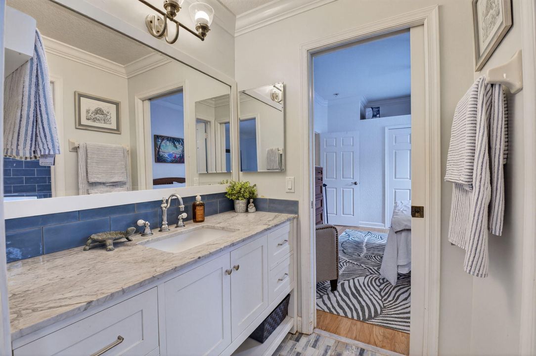 For Sale: $1,450,000 (6 beds, 4 baths, 3684 Square Feet)