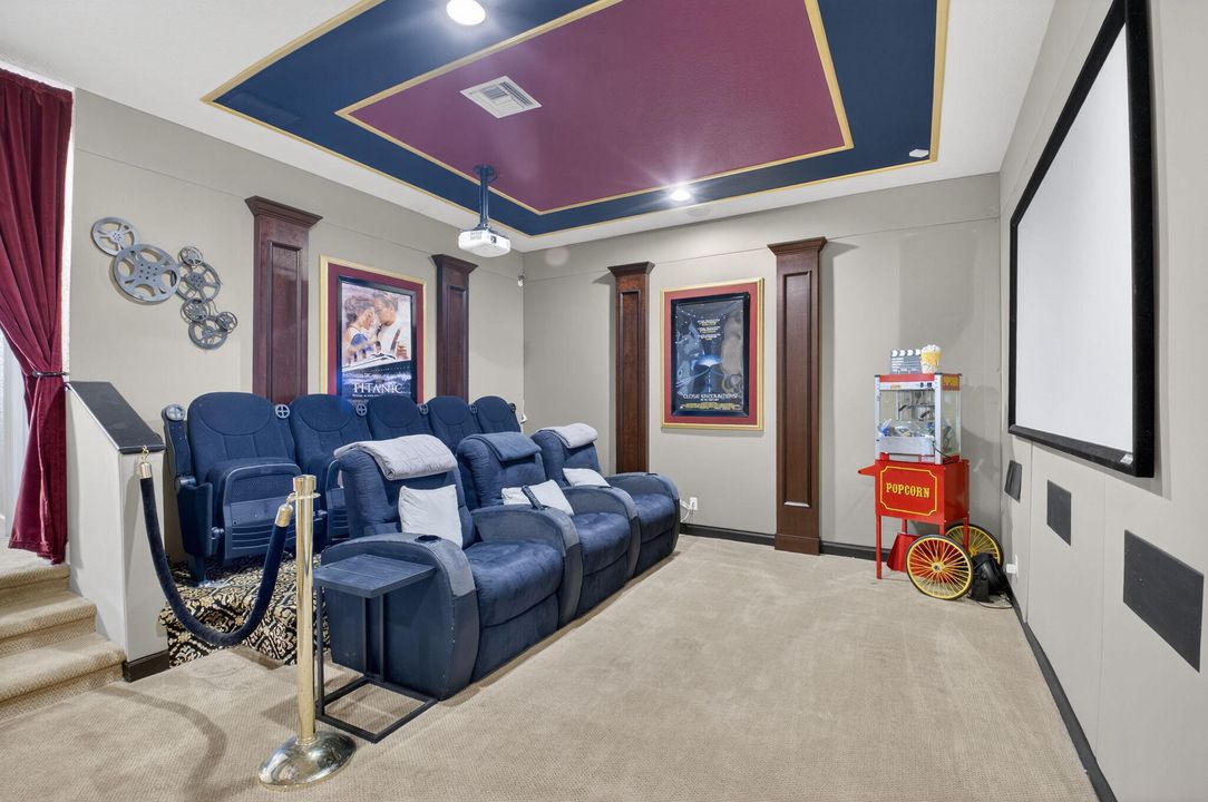 For Sale: $1,450,000 (6 beds, 4 baths, 3684 Square Feet)