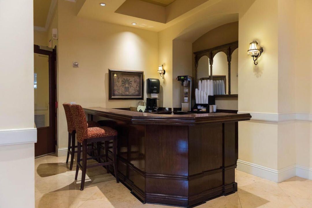 出租: $2,580 (2 贝兹, 2 浴室, 1112 平方英尺)