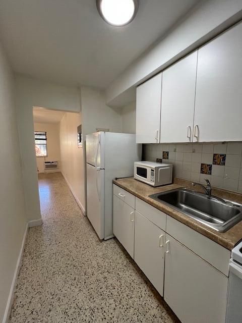 For Rent: $1,695 (1 beds, 1 baths, 500 Square Feet)