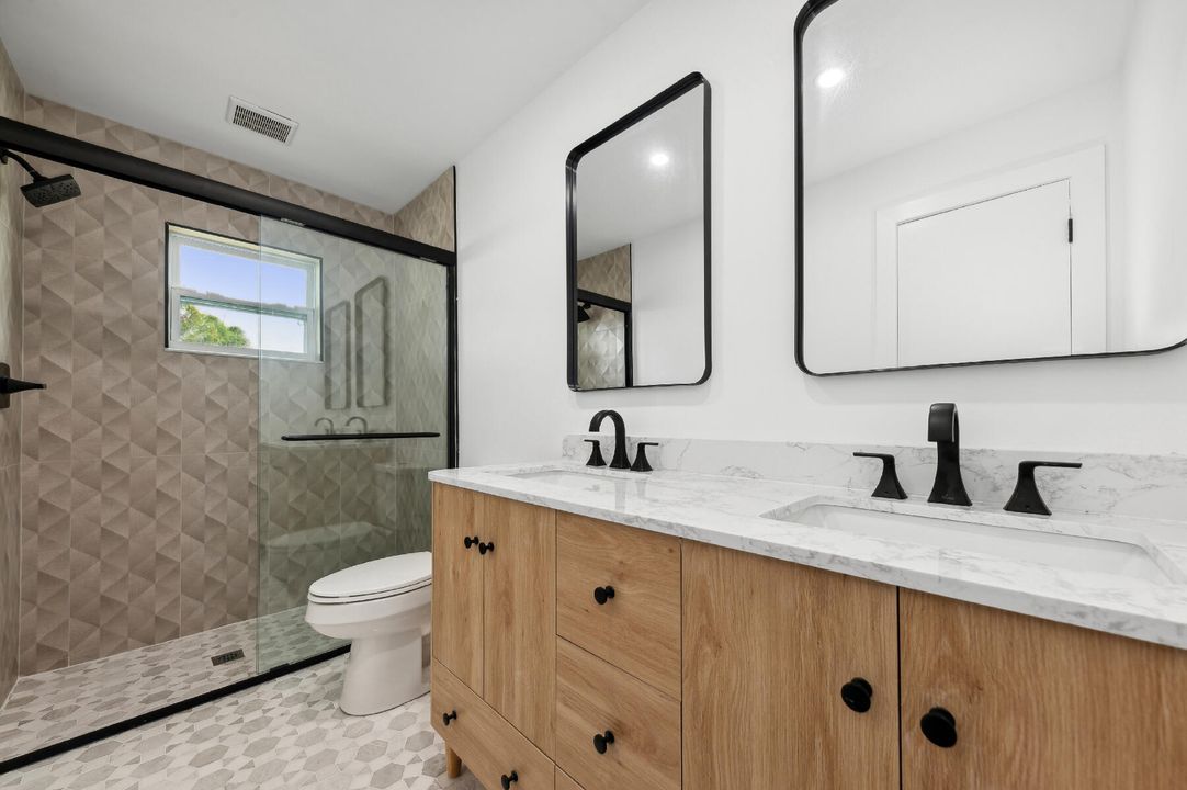 待售: $379,900 (2 贝兹, 2 浴室, 1364 平方英尺)