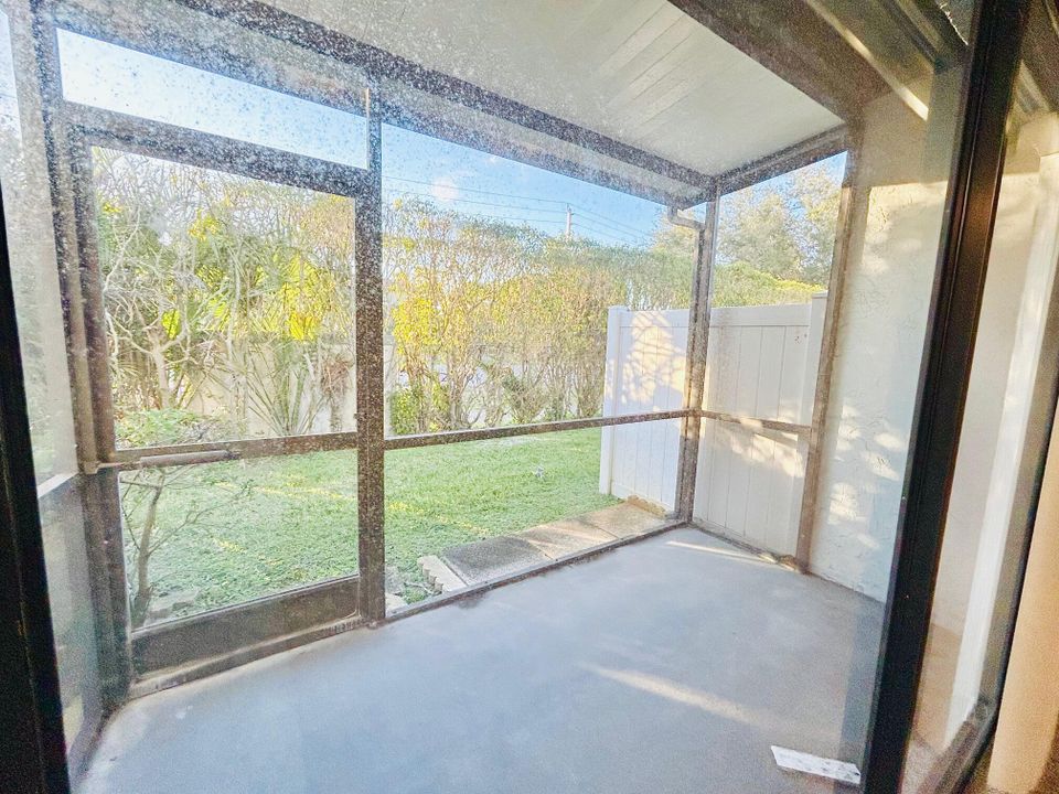 待售: $79,000 (1 贝兹, 1 浴室, 629 平方英尺)