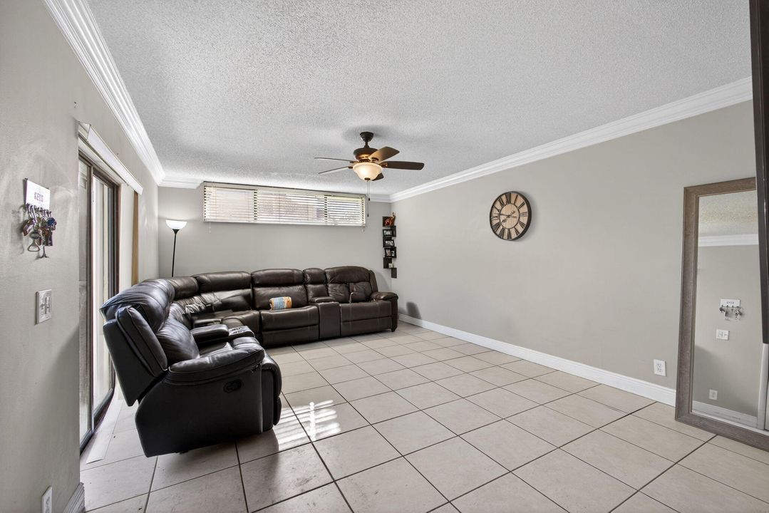 En Renta: $2,600 (2 camas, 2 baños, 1347 Pies cuadrados)