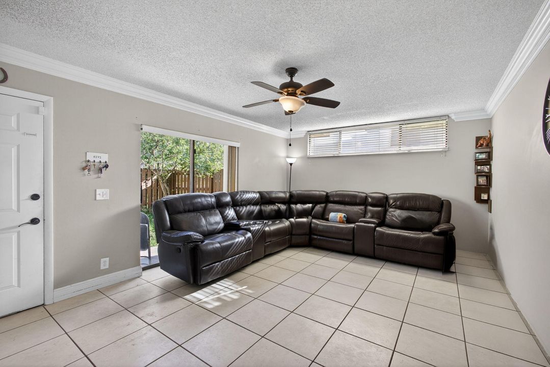 En Renta: $2,600 (2 camas, 2 baños, 1347 Pies cuadrados)