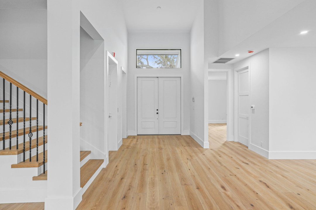 En Venta: $2,695,000 (4 camas, 4 baños, 3040 Pies cuadrados)