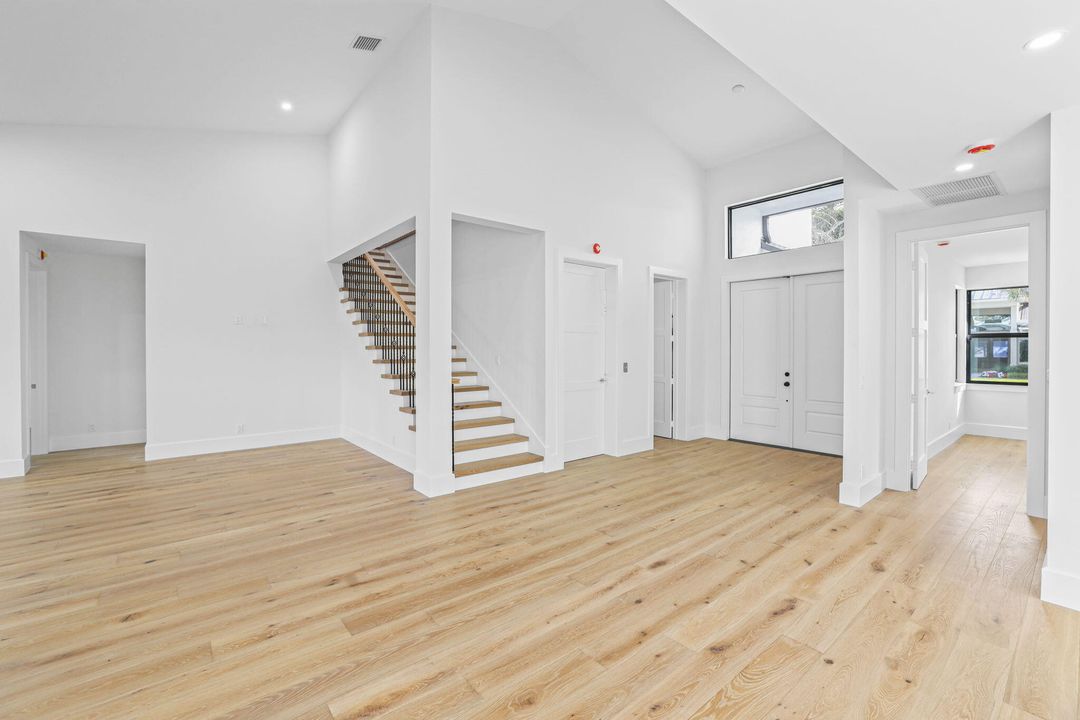 En Venta: $2,695,000 (4 camas, 4 baños, 3040 Pies cuadrados)