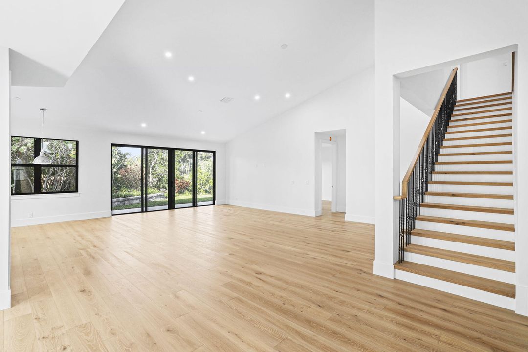 En Venta: $2,695,000 (4 camas, 4 baños, 3040 Pies cuadrados)