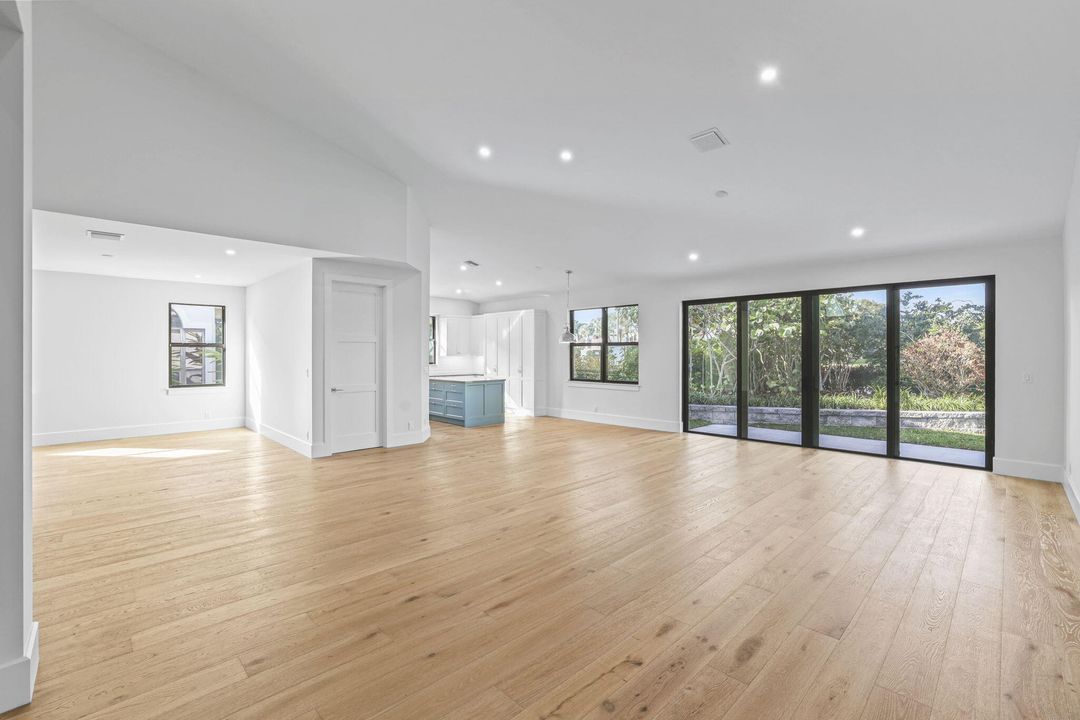 En Venta: $2,695,000 (4 camas, 4 baños, 3040 Pies cuadrados)