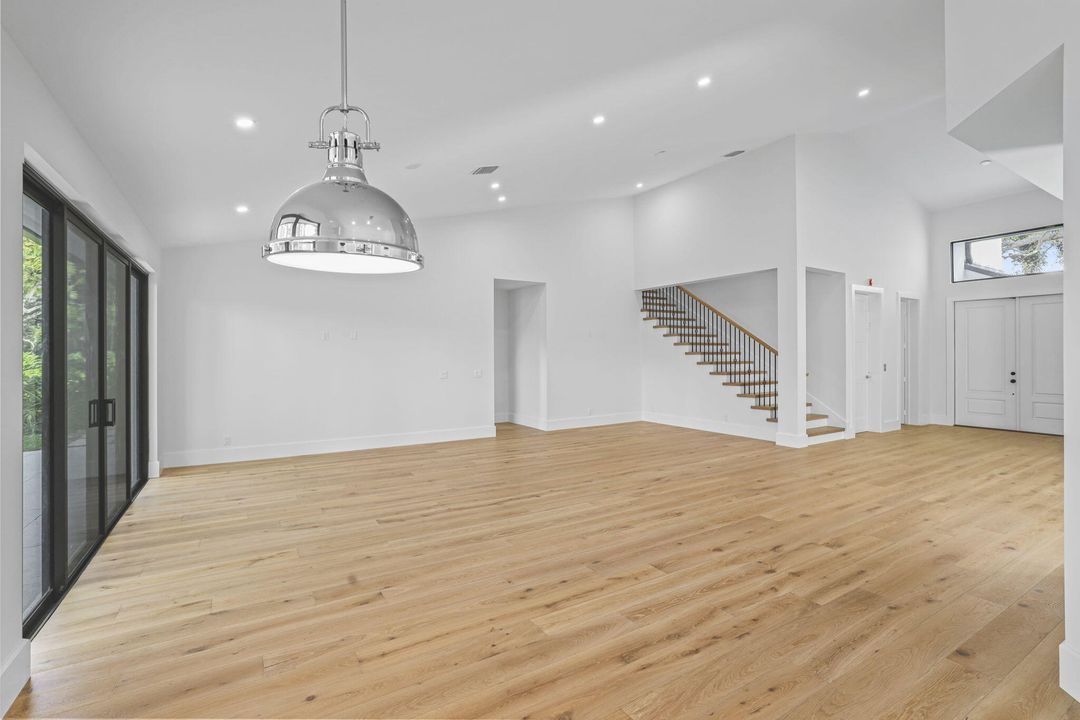 En Venta: $2,695,000 (4 camas, 4 baños, 3040 Pies cuadrados)