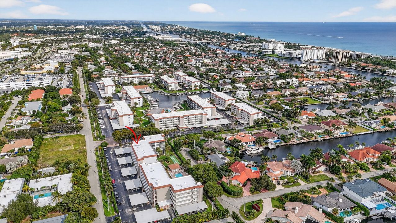 待售: $345,000 (2 贝兹, 2 浴室, 1100 平方英尺)