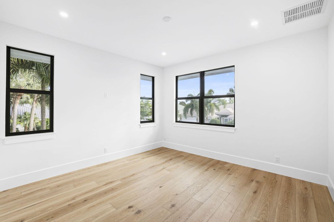 En Venta: $2,695,000 (4 camas, 4 baños, 3040 Pies cuadrados)