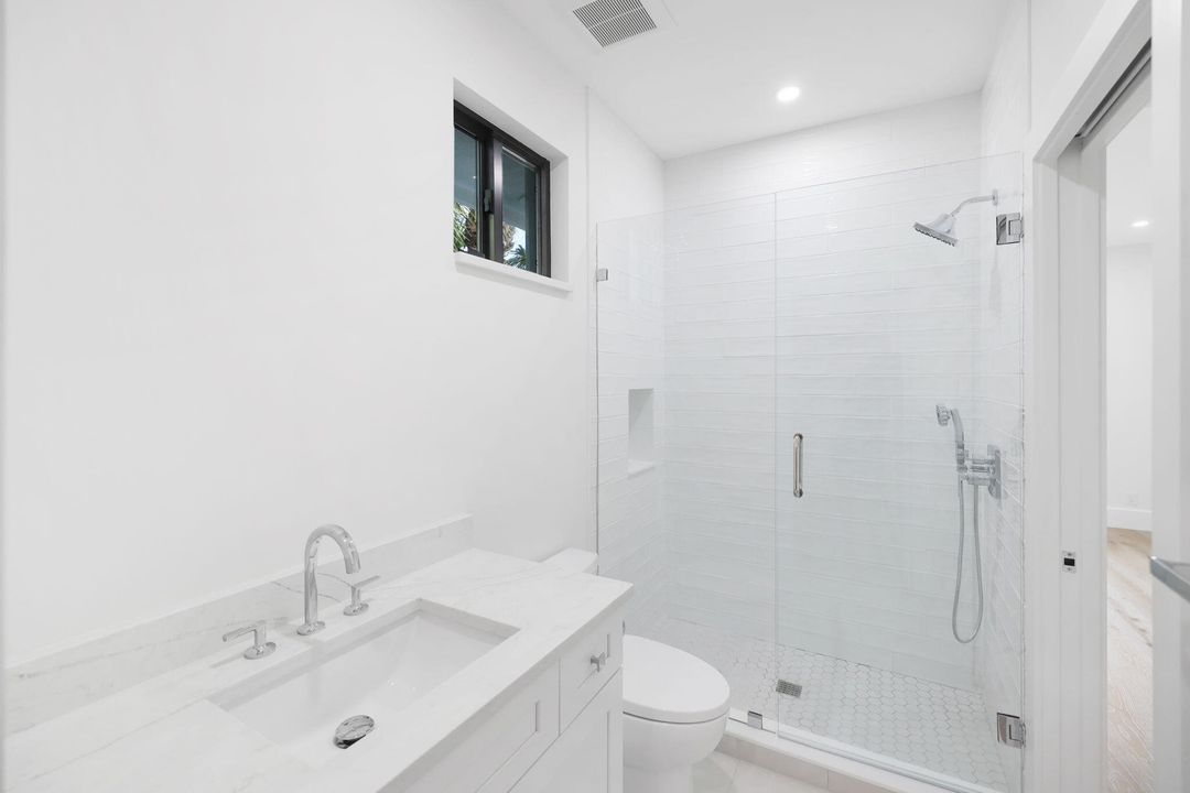 En Venta: $2,695,000 (4 camas, 4 baños, 3040 Pies cuadrados)