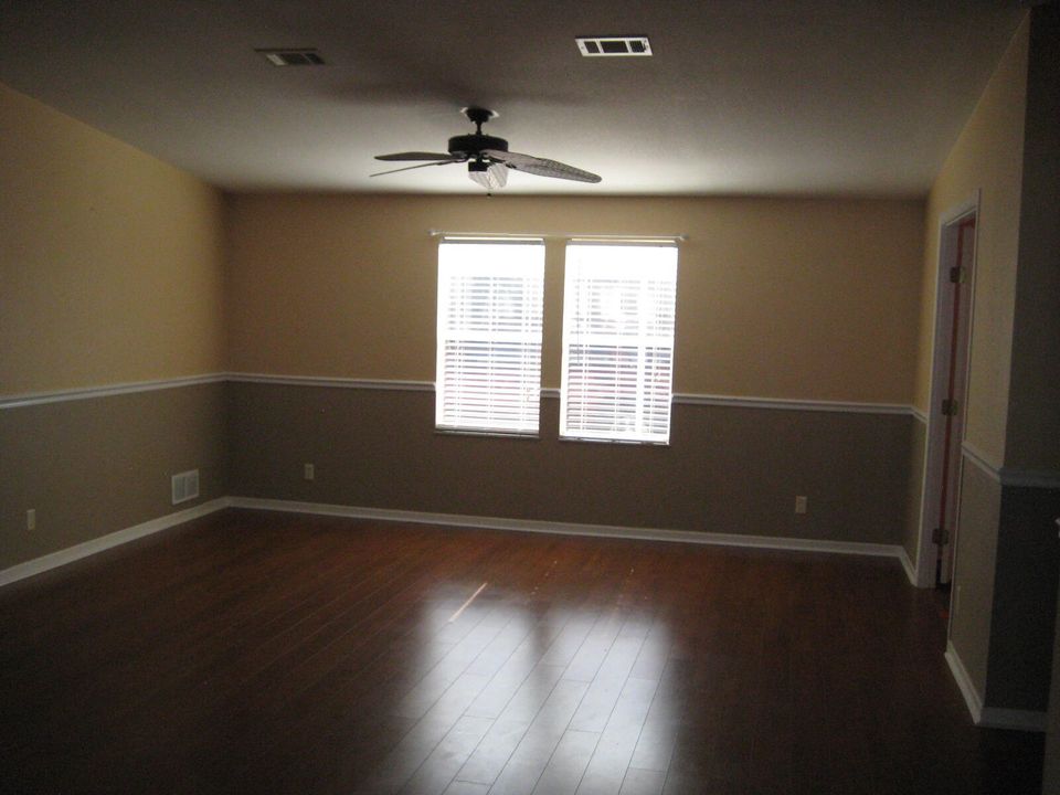 En Venta: $108,000 (2 camas, 2 baños, 1475 Pies cuadrados)