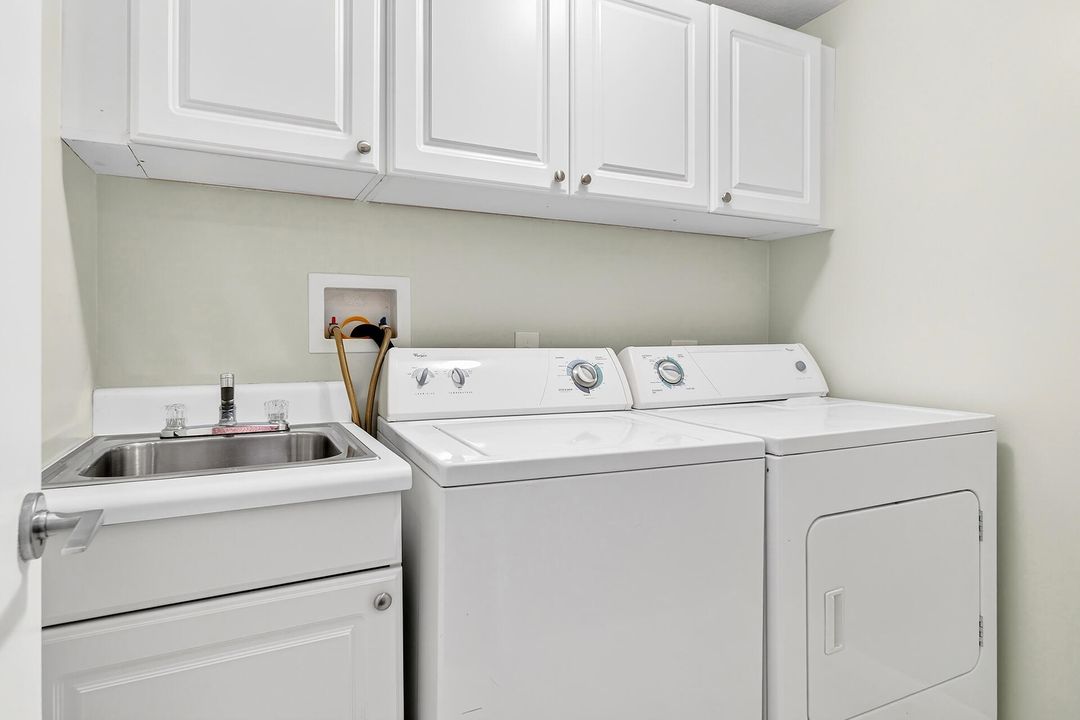 For Rent: $6,000 (3 beds, 3 baths, 2350 Square Feet)