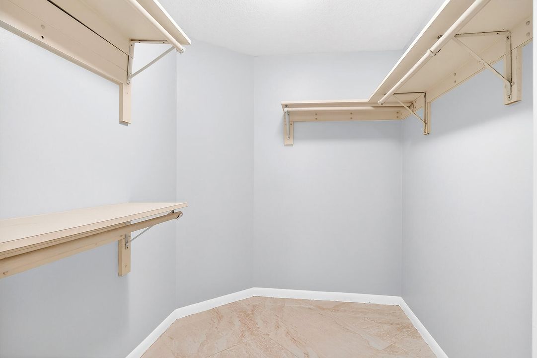 For Rent: $6,000 (3 beds, 3 baths, 2350 Square Feet)