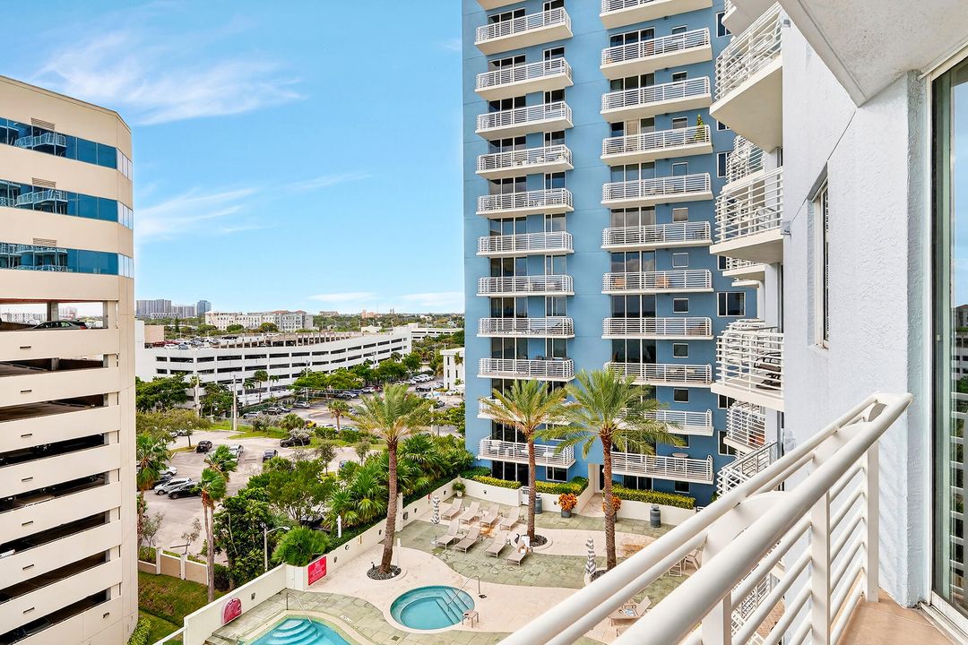 For Rent: $6,000 (3 beds, 3 baths, 2350 Square Feet)