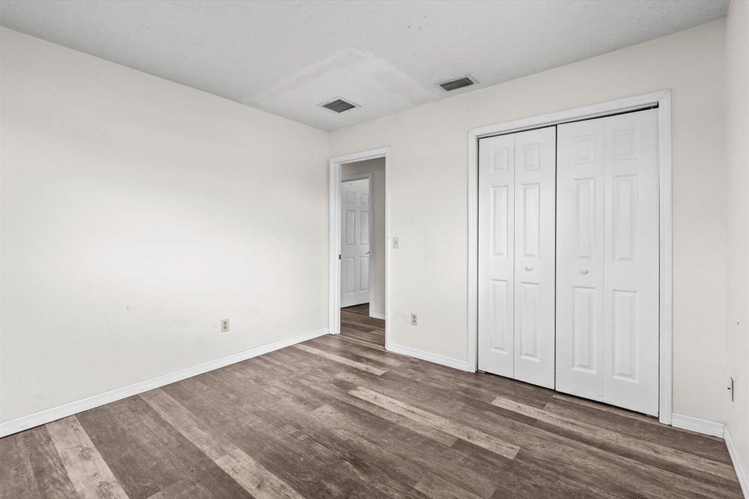 待售: $465,000 (4 贝兹, 2 浴室, 1750 平方英尺)