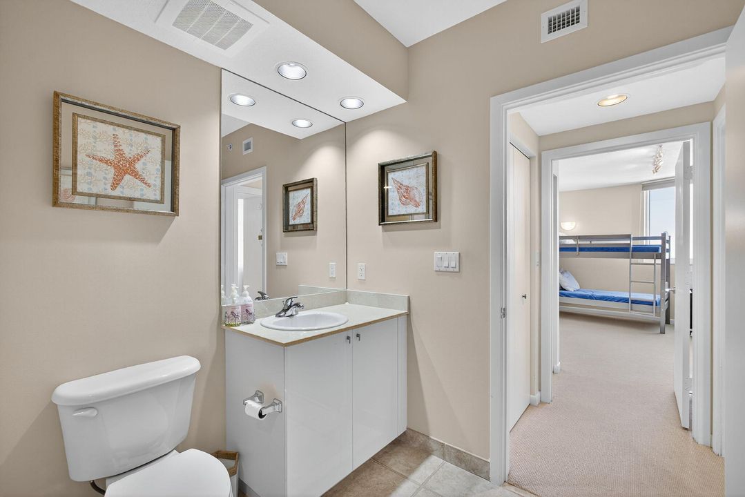 For Rent: $4,200 (2 beds, 2 baths, 1175 Square Feet)