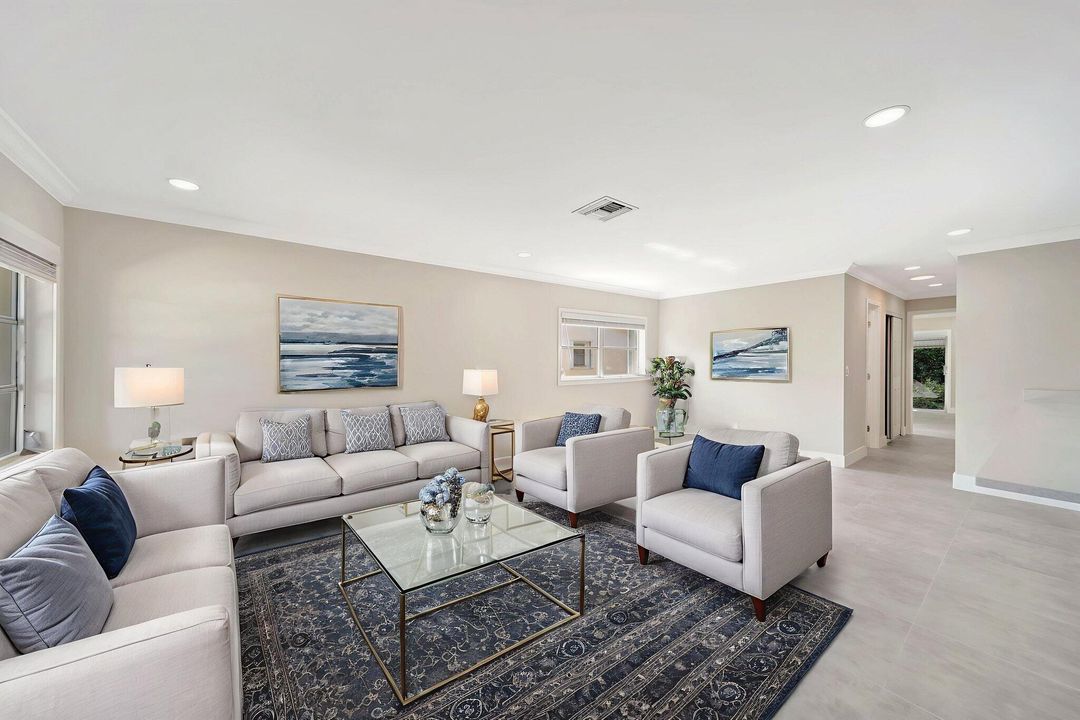 En Venta: $319,000 (2 camas, 2 baños, 1200 Pies cuadrados)