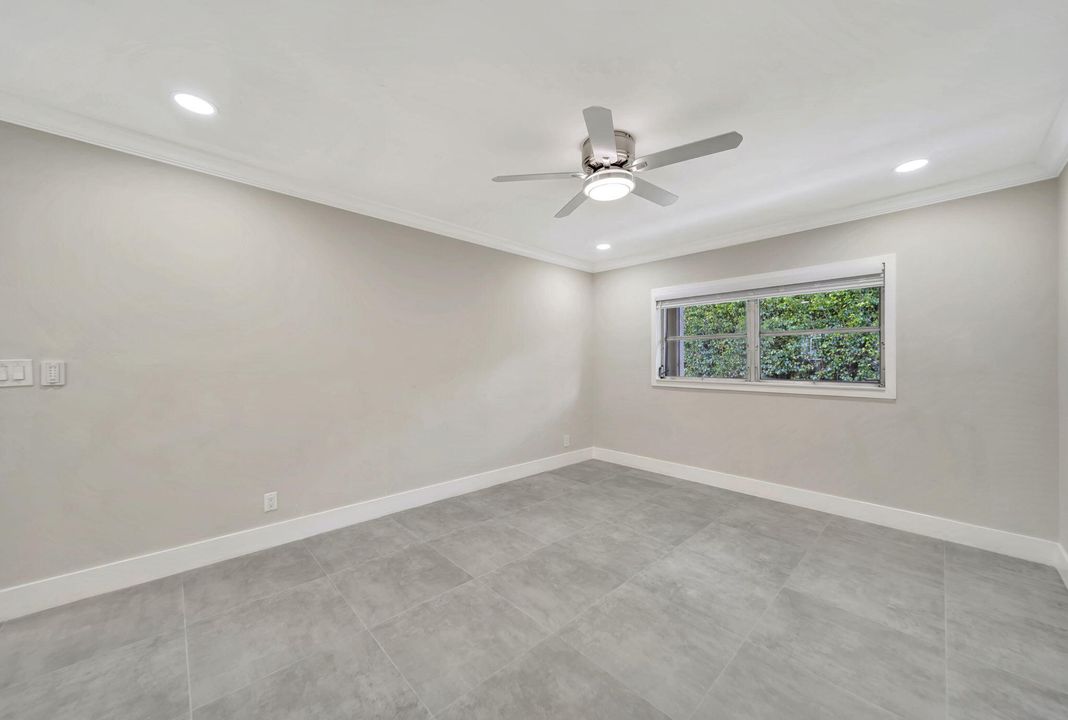 En Venta: $319,000 (2 camas, 2 baños, 1200 Pies cuadrados)