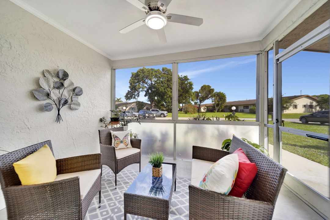 En Venta: $319,000 (2 camas, 2 baños, 1200 Pies cuadrados)