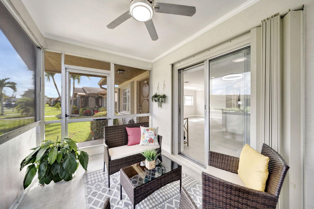 En Venta: $319,000 (2 camas, 2 baños, 1200 Pies cuadrados)